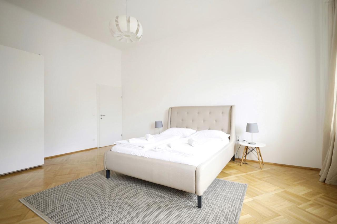 Heymi Apartments Oper Viena Exterior foto